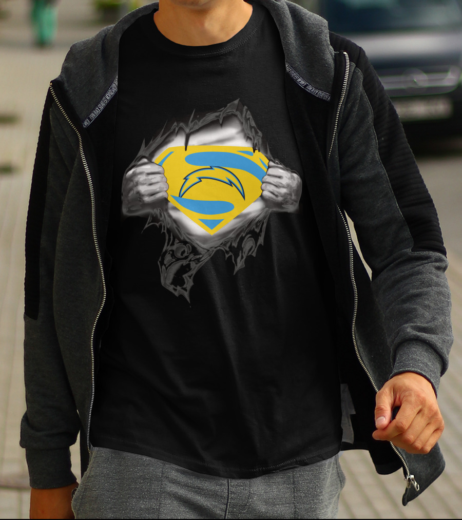 Los Angeles Chargers Superman Shield Ripped T-Shirt