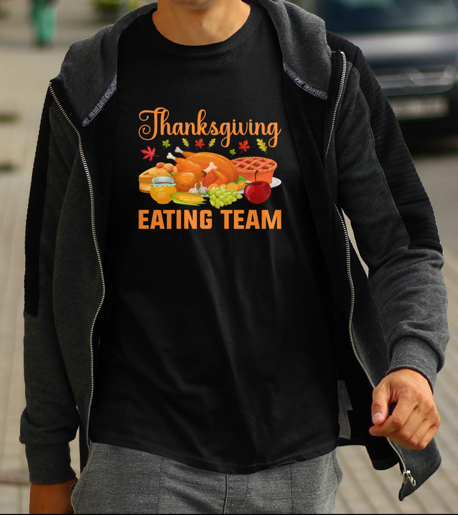 Thanksgiving Feast Eating Team Turkey Pie Corn Apple Grapes Leaves T-Shirt