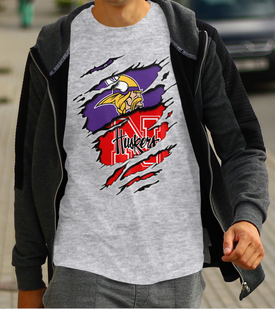Vikings Huskers Ripped Logo Blend T-Shirt