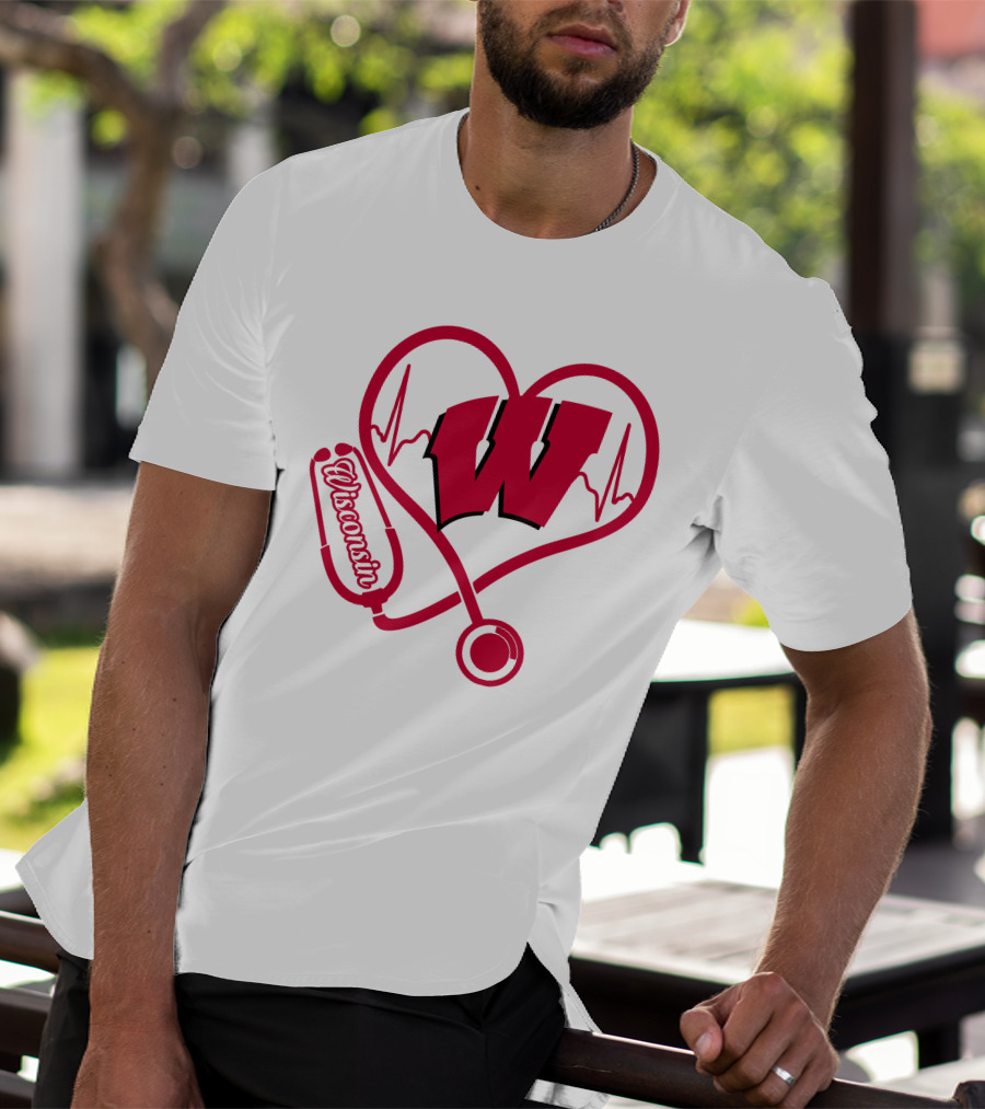 Nurse Love Wisconsin Badgers Heartbeat Stethoscope T-Shirt