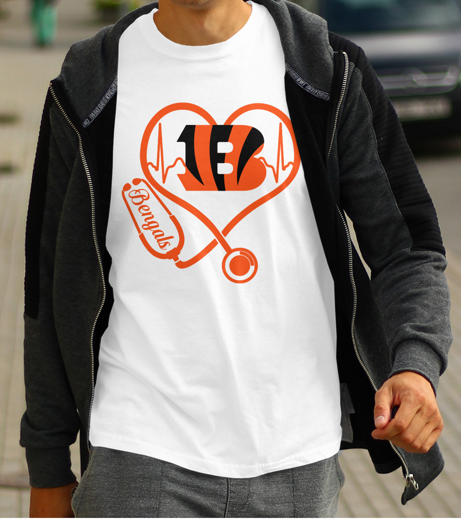 Nurse Heart Cincinnati Bengals Stethoscope Love 13 T-Shirt