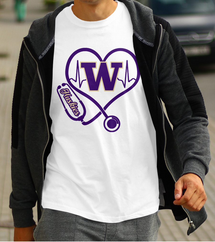 Huskies Stethoscope Heart W Washington T-Shirt
