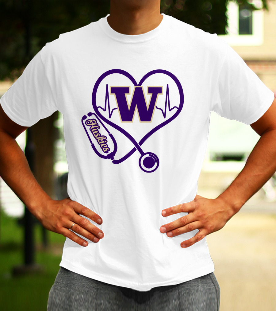 Huskies Stethoscope Heart W Washington T-Shirt