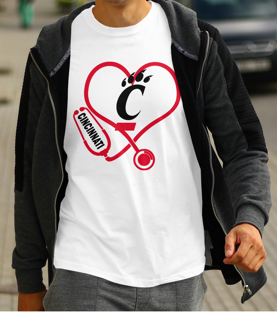 Cincinnati Bearcats Nurse Heart Stethoscope T-Shirt