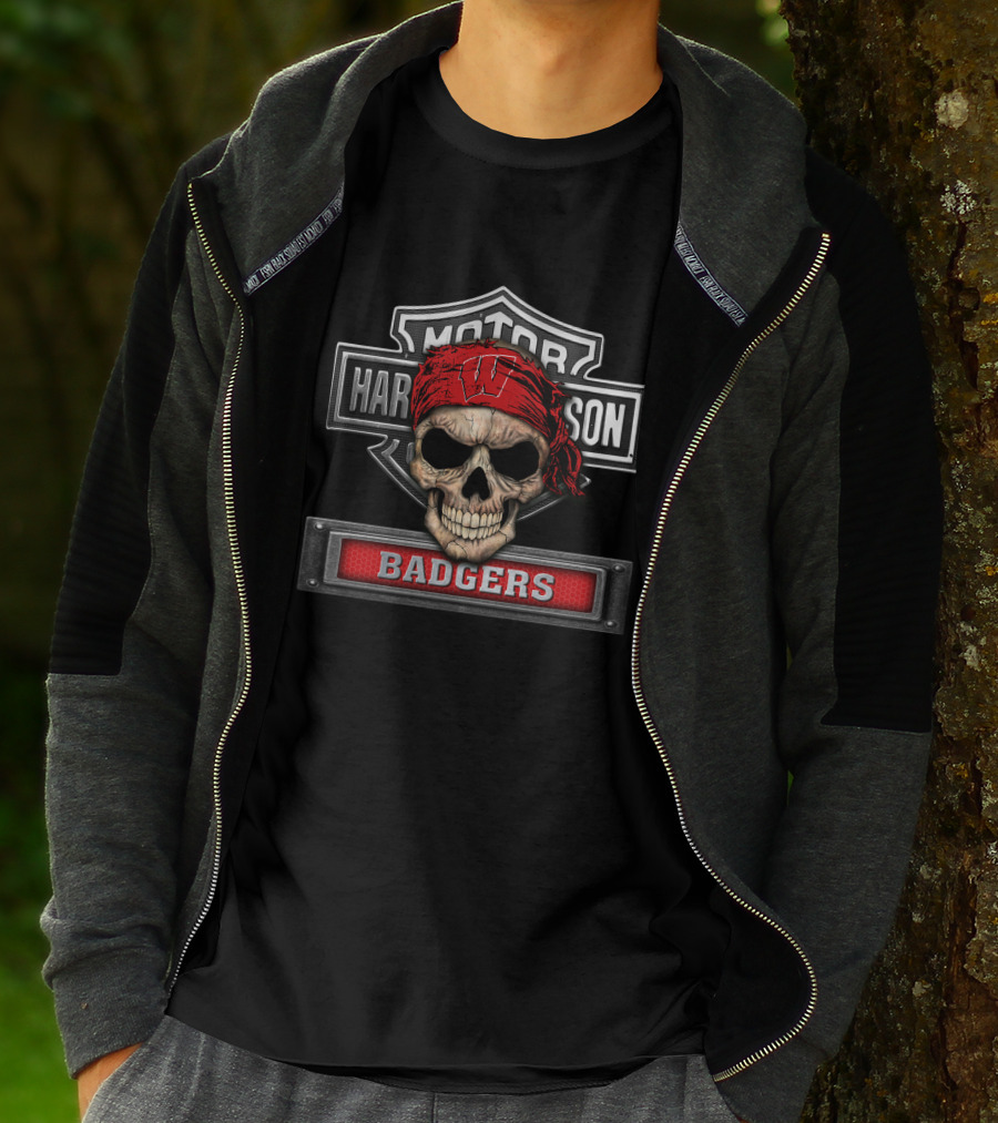 Harley Davidson Motorcycle Biker Skull Wisconsin Badgers T-Shirt