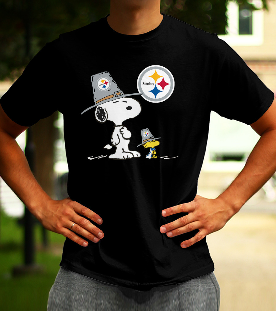 Steelers Snoopy Woodstock Thanksgiving Football T-Shirt
