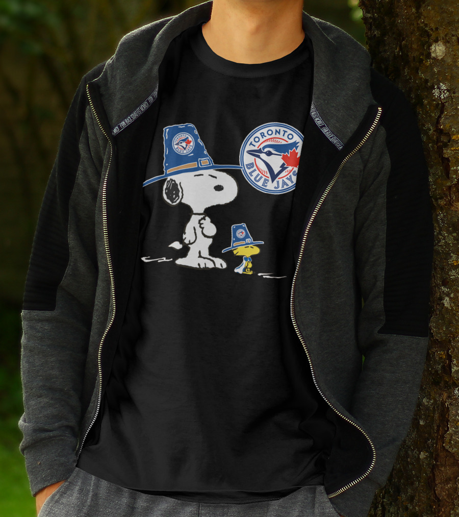 Toronto Blue Jays Snoopy Woodstock Baseball Duo With Team T-Shirt