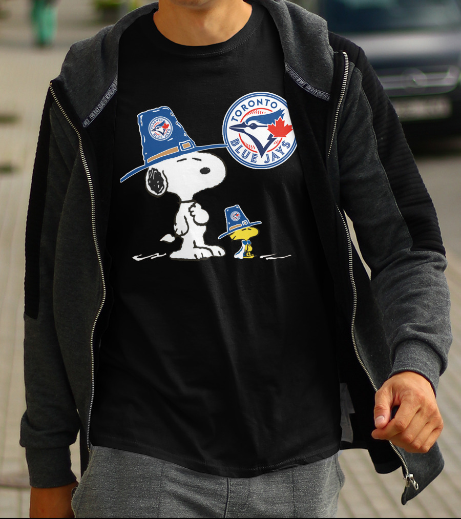 Toronto Blue Jays Snoopy Woodstock Baseball Duo With Team T-Shirt