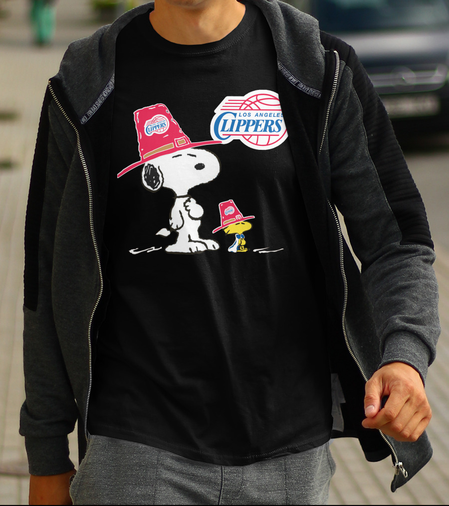 Los Angeles Clippers Snoopy With Woodstock In Team Hats T-Shirt