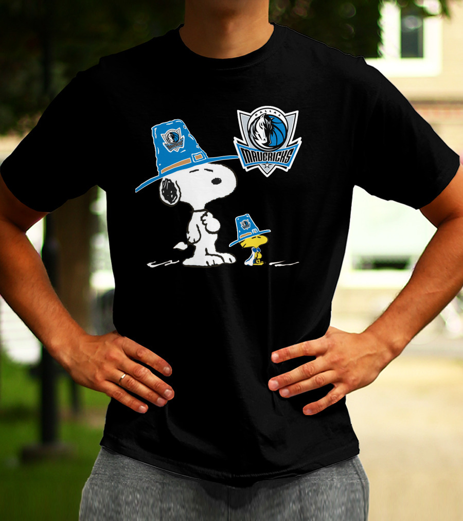 Dallas Mavericks Snoopy And Woodstock Pilgrim Hats T-Shirt