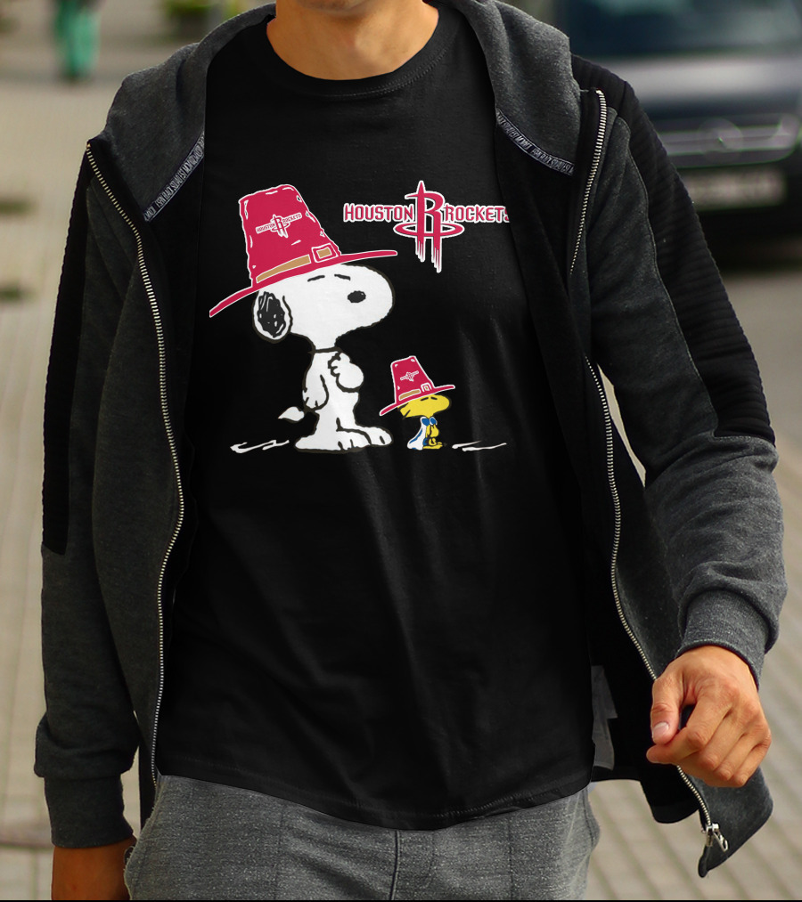 Houston Rockets Snoopy Woodstock Cowboy Hat T-Shirt