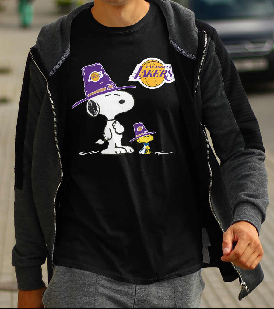 Los Angeles Lakers Snoopy Peanuts Basketball T-Shirt