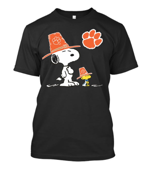 Clemson Tigers Snoopy And Woodstock Thanksgiving Hat Football Paw T-Shirt