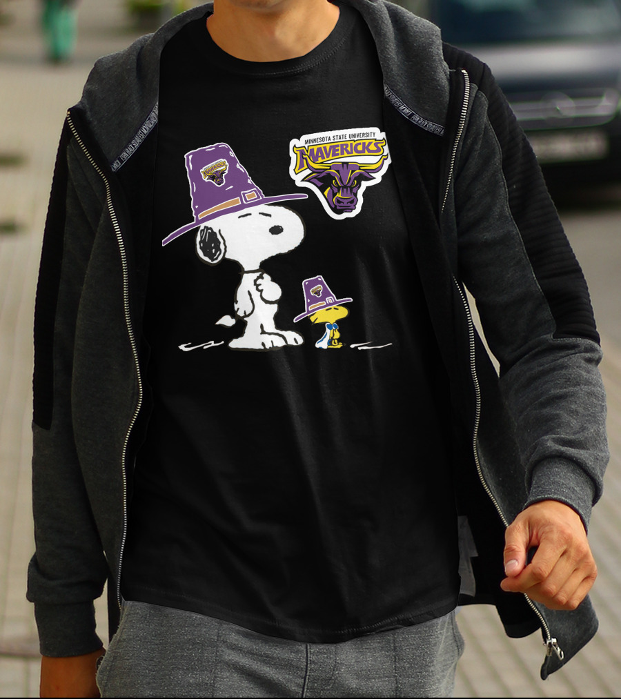 Minnesota State University Mavericks Snoopy And Woodstock T-Shirt