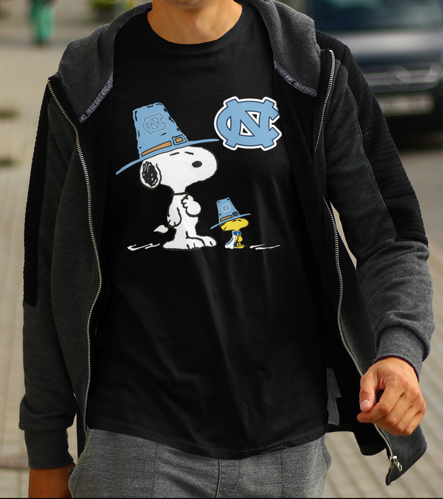 North Carolina Tar Heels Snoopy Woodstock Pilgrim Hats UNC T-Shirt