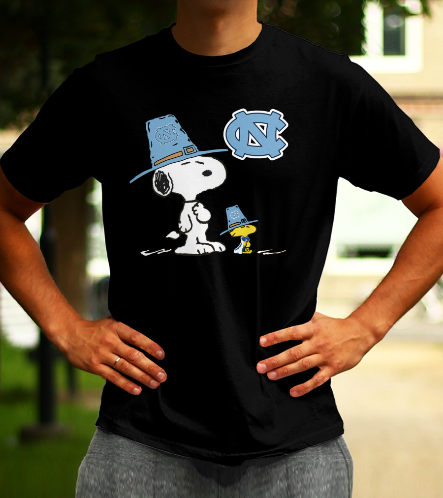 North Carolina Tar Heels Snoopy Woodstock Pilgrim Hats UNC T-Shirt