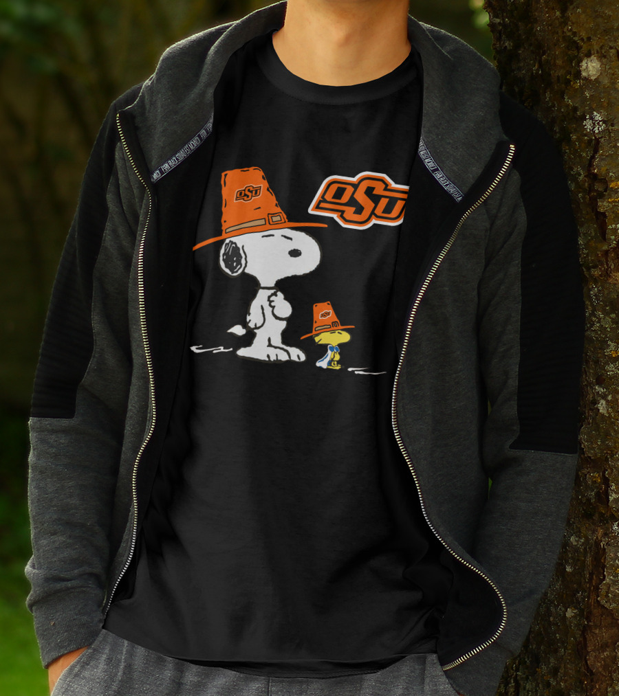 Oklahoma State Cowboys Snoopy OSU Hat Peanuts T-Shirt