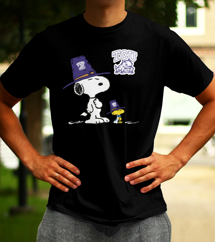 TCU Horned Frogs Snoopy Woodstock Pilgrim Hat T-Shirt