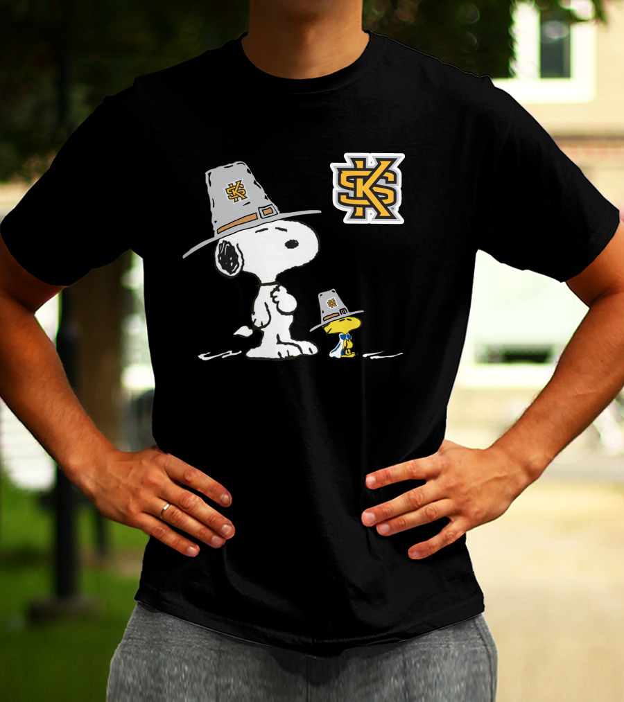 Kennesaw St Snoopy And Woodstock Pilgrim Hat KS T-Shirt