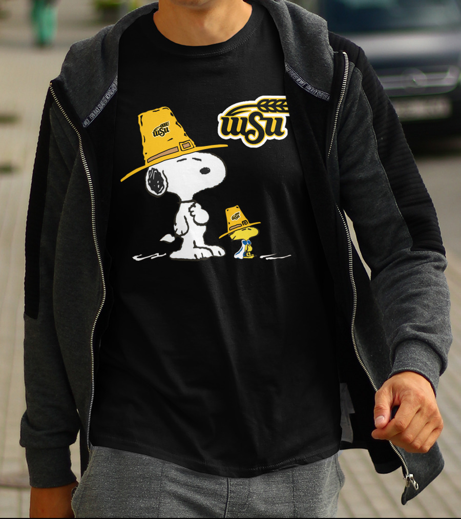 Wichita State WSU Snoopy Woodstock Pilgrim Hat T-Shirt