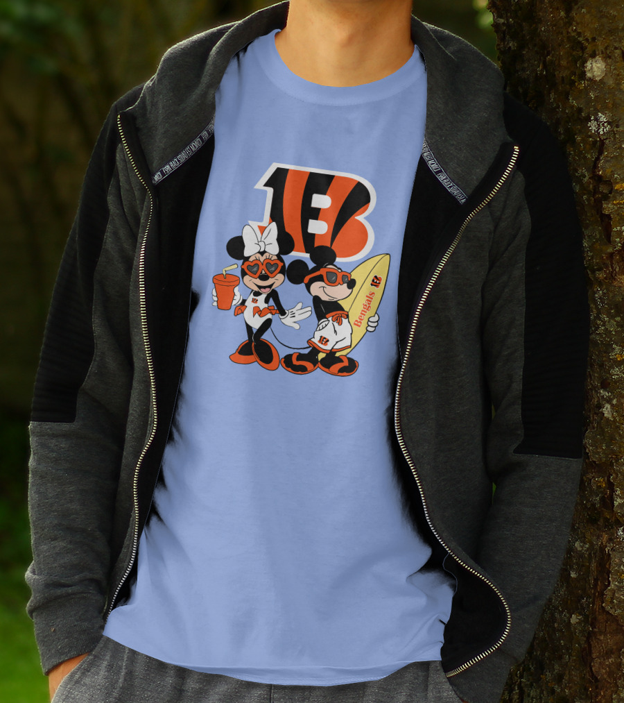 Bengals Mickey And Minnie Vacation Surfer Adventure T-Shirt