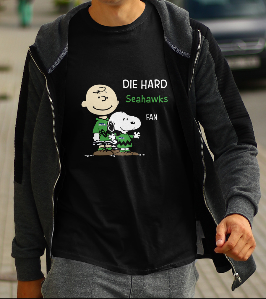 Die Hard Seahawks Fan Snoopy And Charlie Brown T-Shirt