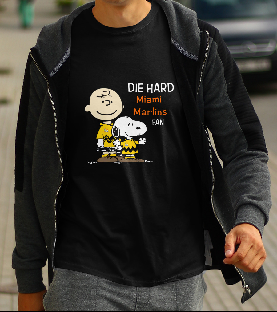 Die Hard Miami Marlins Fan Snoopy And Charlie Brown T-Shirt