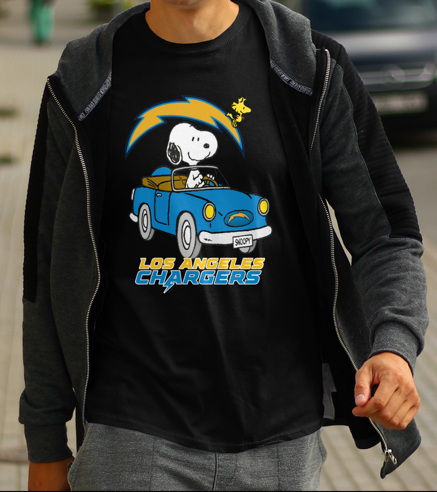 Los Angeles Chargers Snoopy Driving With Woodstock T-Shirt