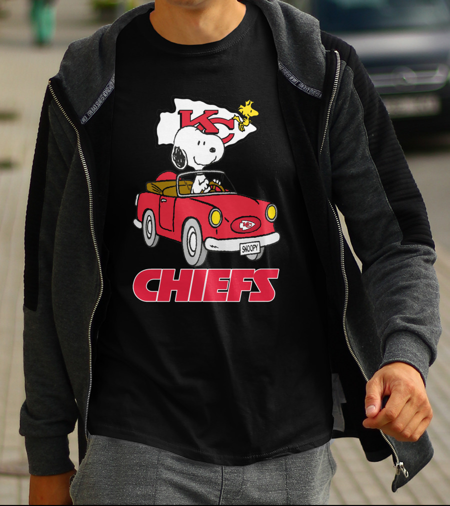 Chiefs Snoopy Driving With KC Flag T-Shirt