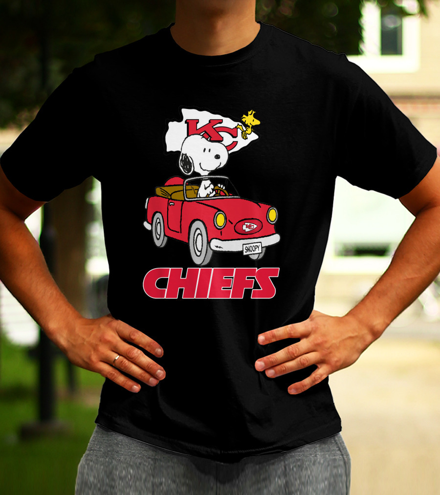 Chiefs Snoopy Driving With KC Flag T-Shirt