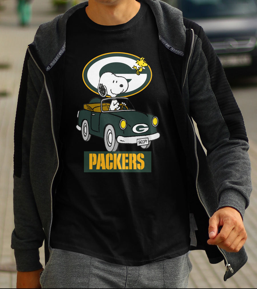 Packers Snoopy Driving Car With Woodstock And Packers T-Shirt