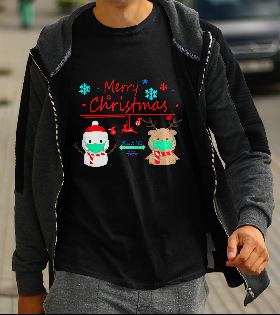 Merry Christmas Social Distance Snowman And Reindeer With Masks T-Shirt