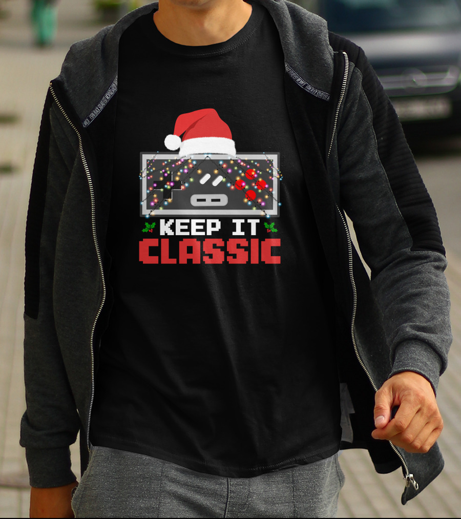 Keep It Classic Christmas Day Retro Controller Santa Hat Lights T-Shirt