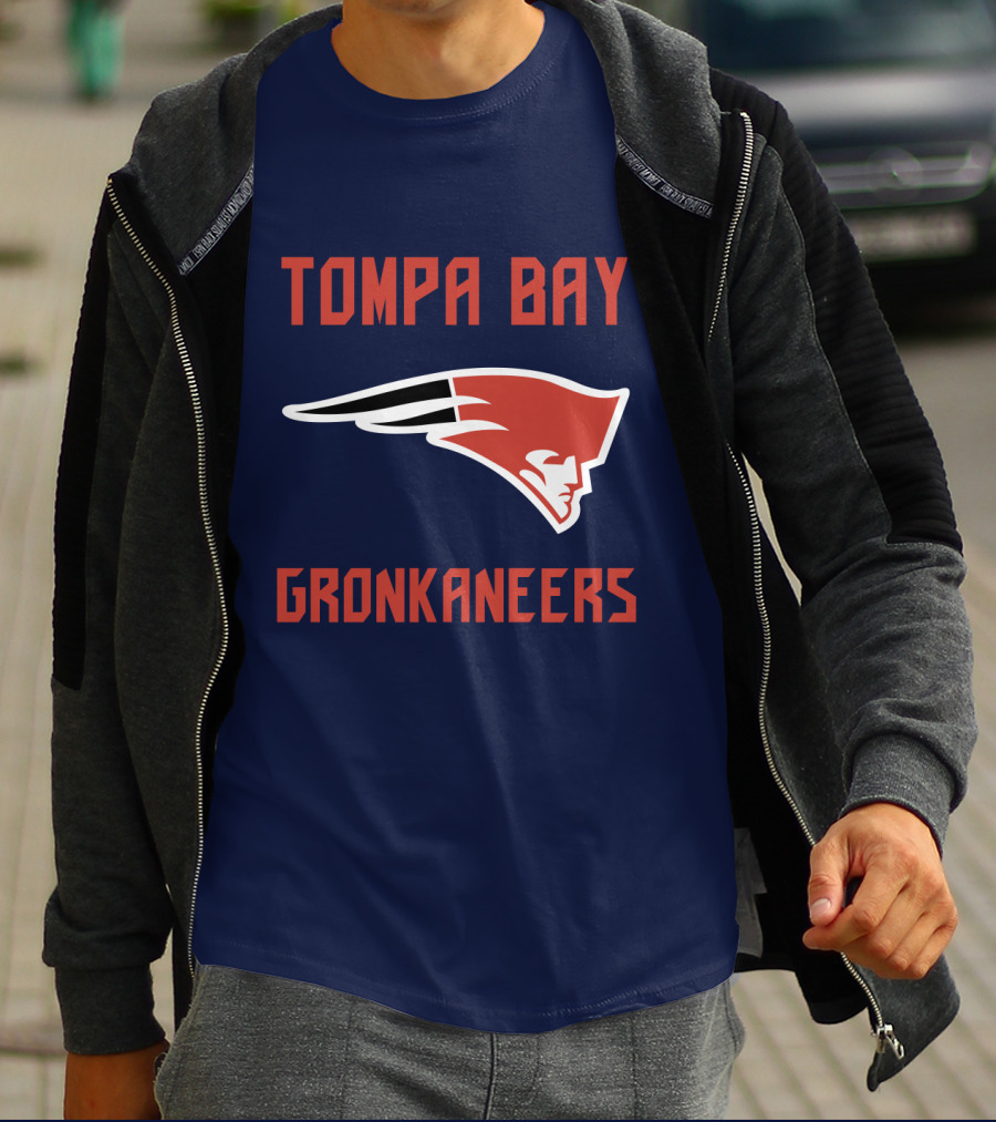 Tompa Bay Gronkaneers New England Patriots Logo Combination T-Shirt