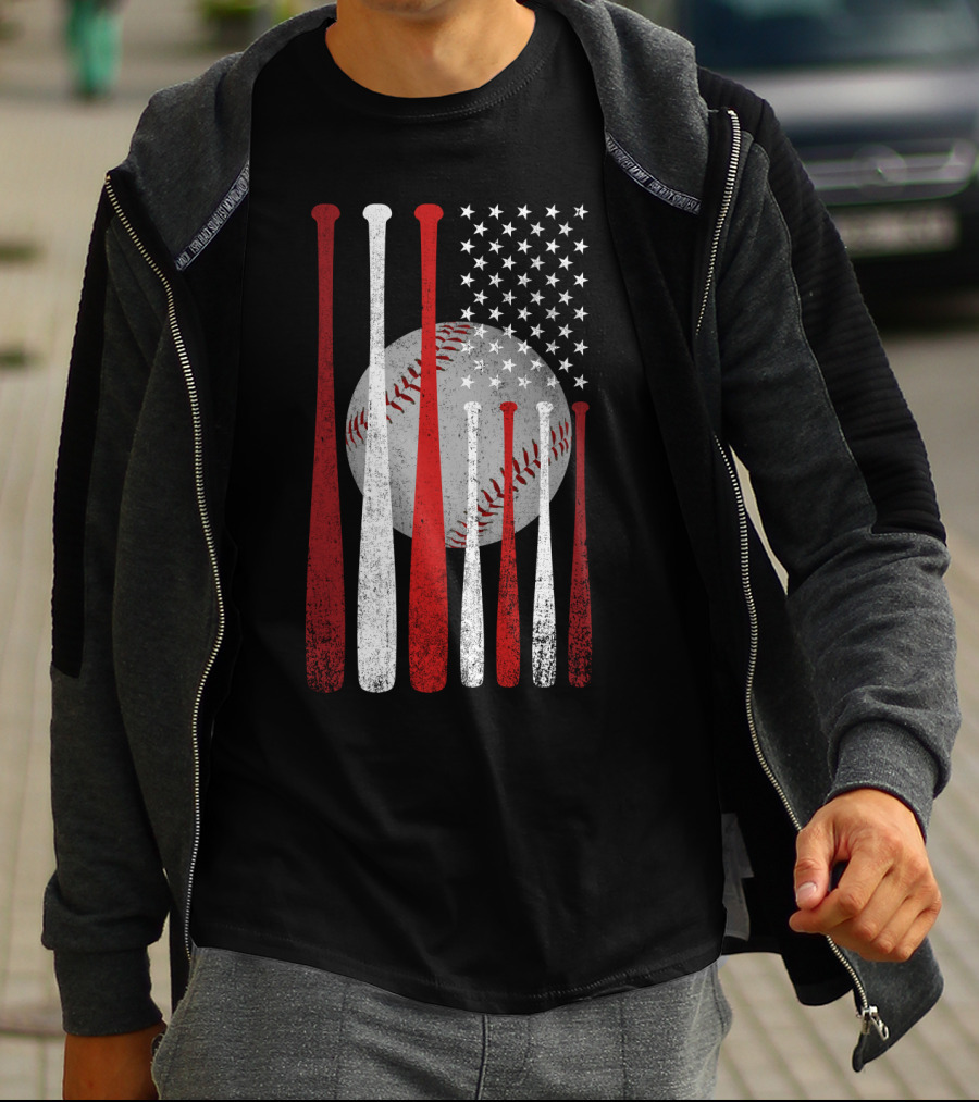 Vintage American Flag Baseball Bats And Ball Stars T-Shirt