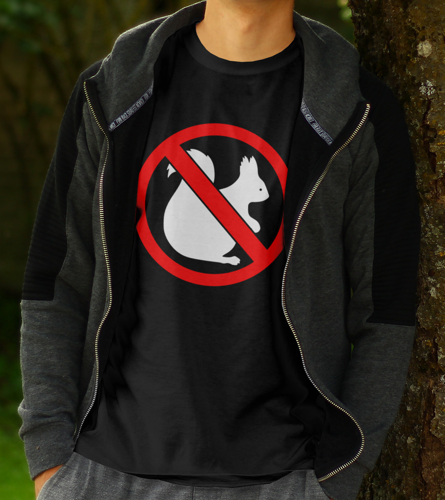 No Squirrel Symbol With Prohibition Sign T-Shirt