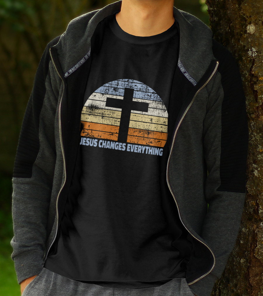 Faith Cross Jesus Changes Everything Vintage Christian Retro Sunset T-Shirt