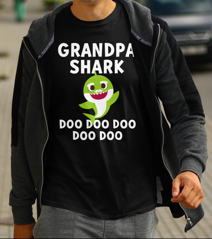 Grandpa Shark Doo Doo Doo Doo Mens Pinkfong T-Shirt