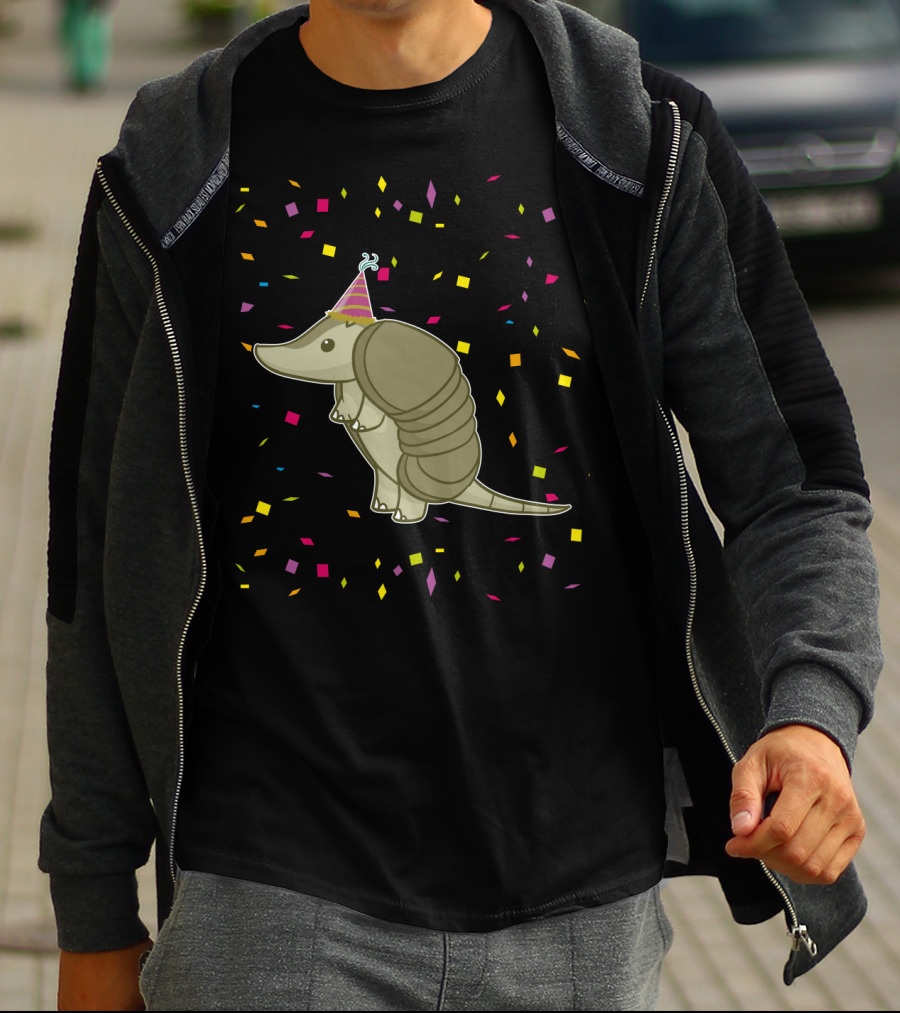 Funny Armadillo Birthday Celebration With Party Hat And Confetti T-Shirt