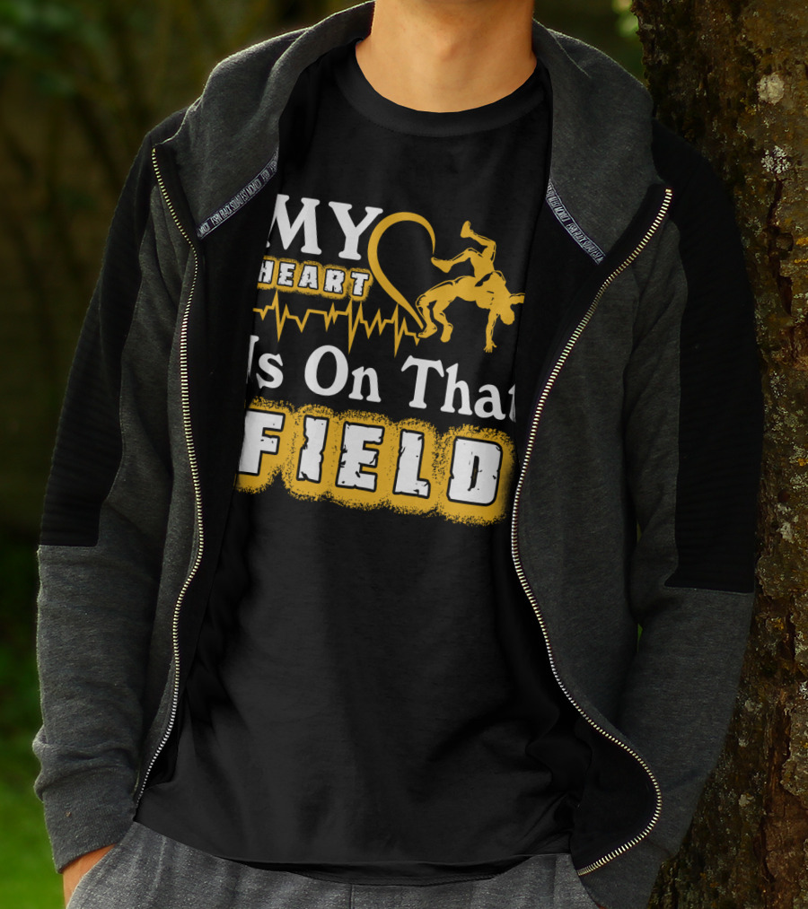 My Heart Is On That Field Wrestling Heartbeat Wrestlers T-Shirt