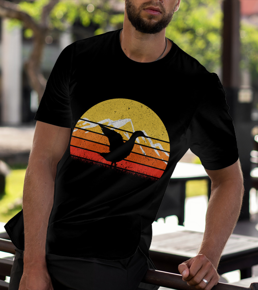 Retro Vintage Duck Silhouette With Sunset And Mountain Stripes T-Shirt