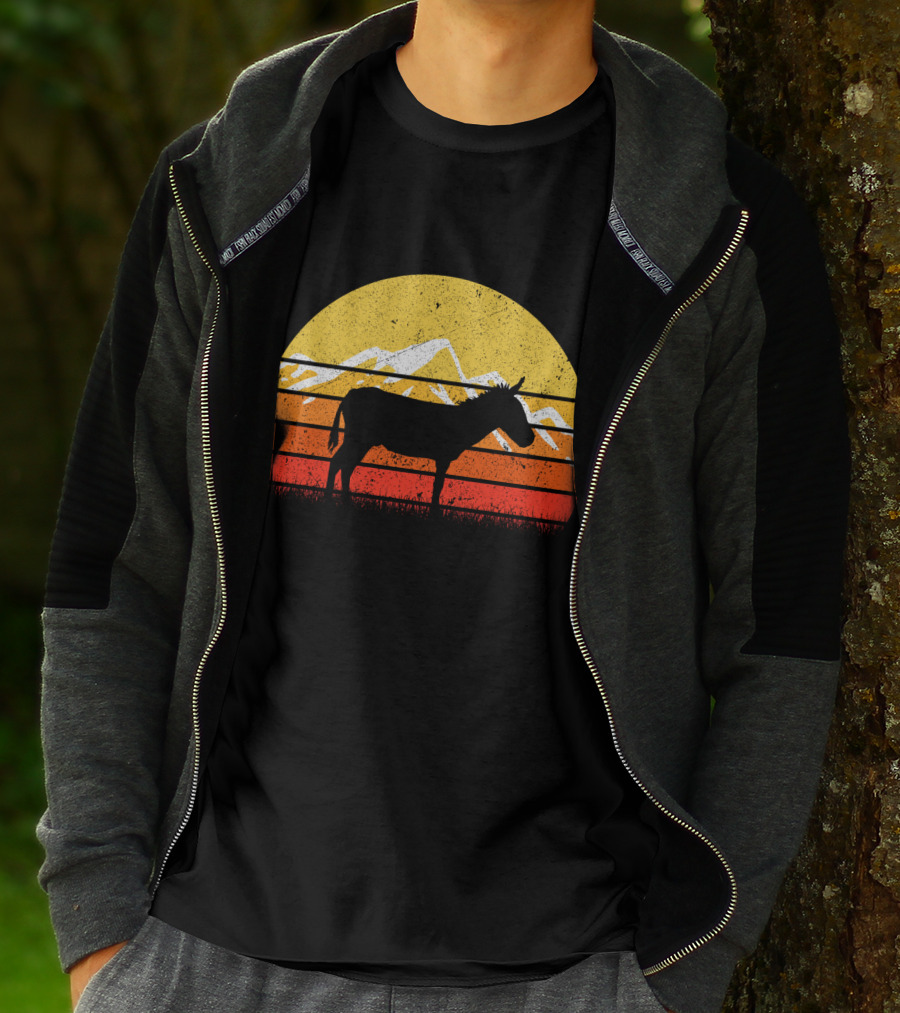 Retro Vintage Donkey Sunset Silhouette With Mountains T-Shirt