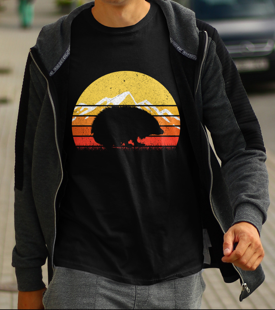 Retro Vintage Hedgehog Silhouette Against Sunset Mountain Stripe Circle T-Shirt