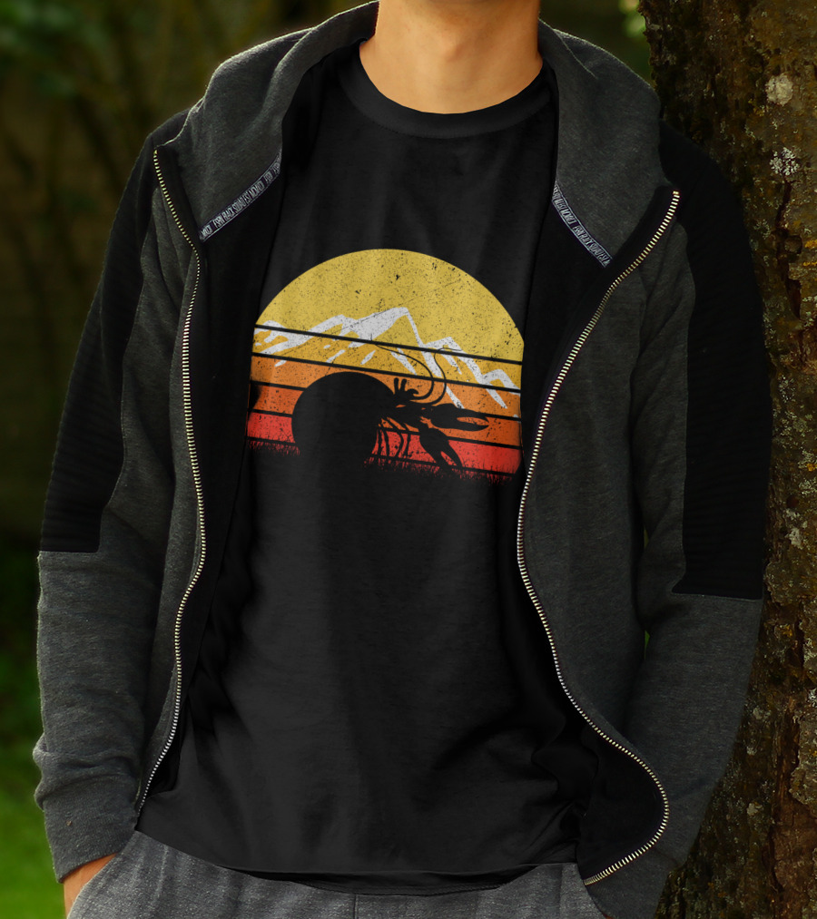 Retro Vintage Hermit Crab Sunset Silhouette Mountains T-Shirt