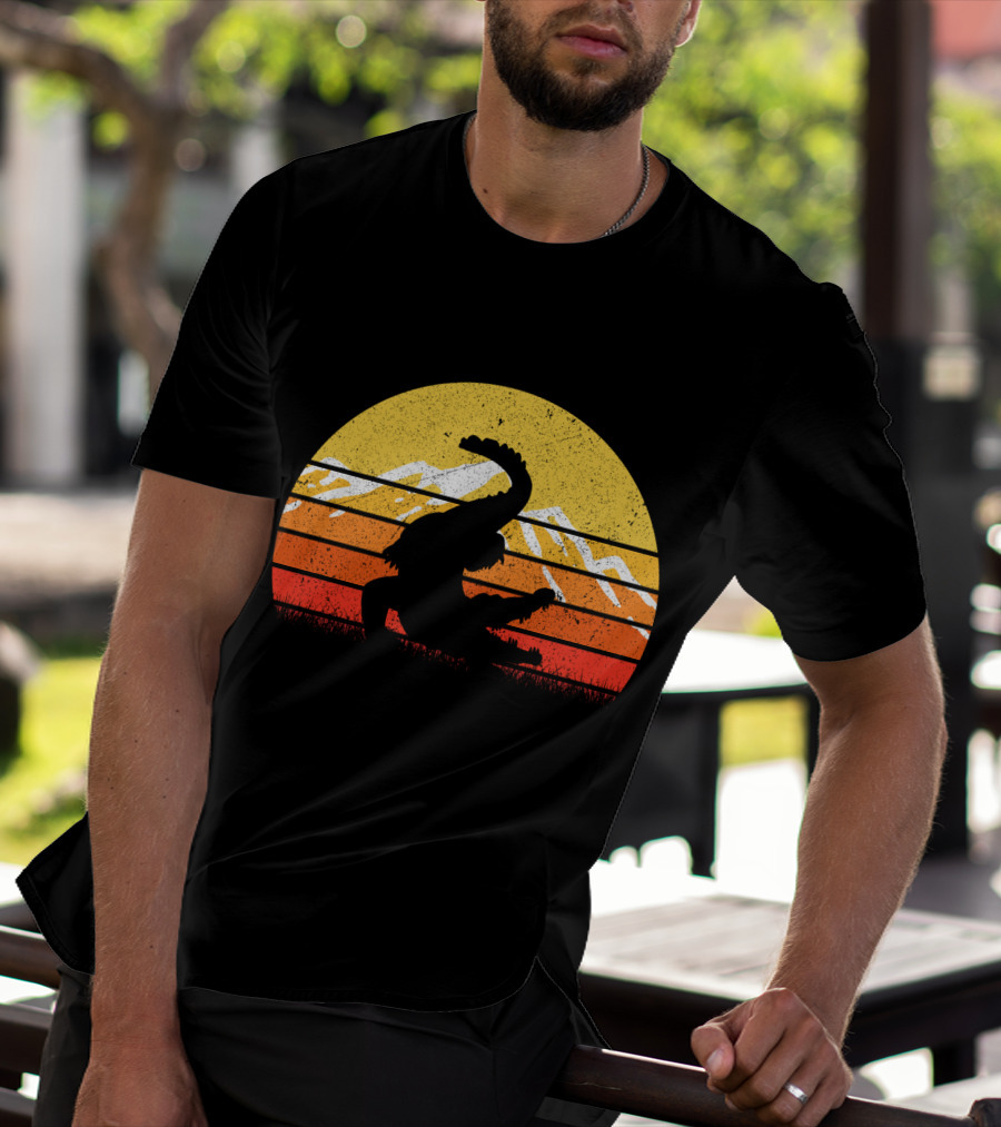 Retro Vintage Alligator Sunset Mountain T-Shirt