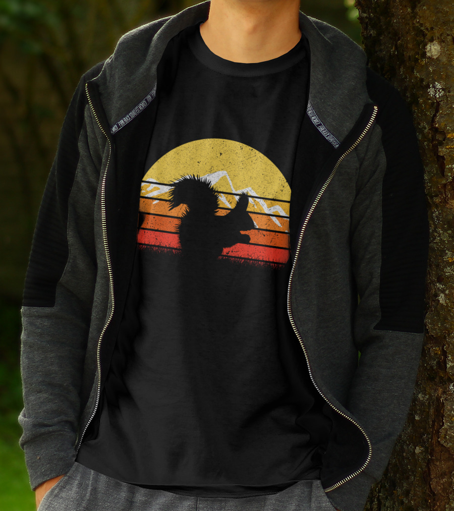 Retro Vintage Squirrel Sunset Silhouette With Mountains T-Shirt