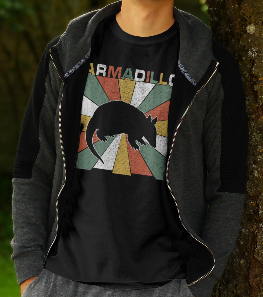Armadillo Retro 70s Vintage Rainbow Burst T-Shirt