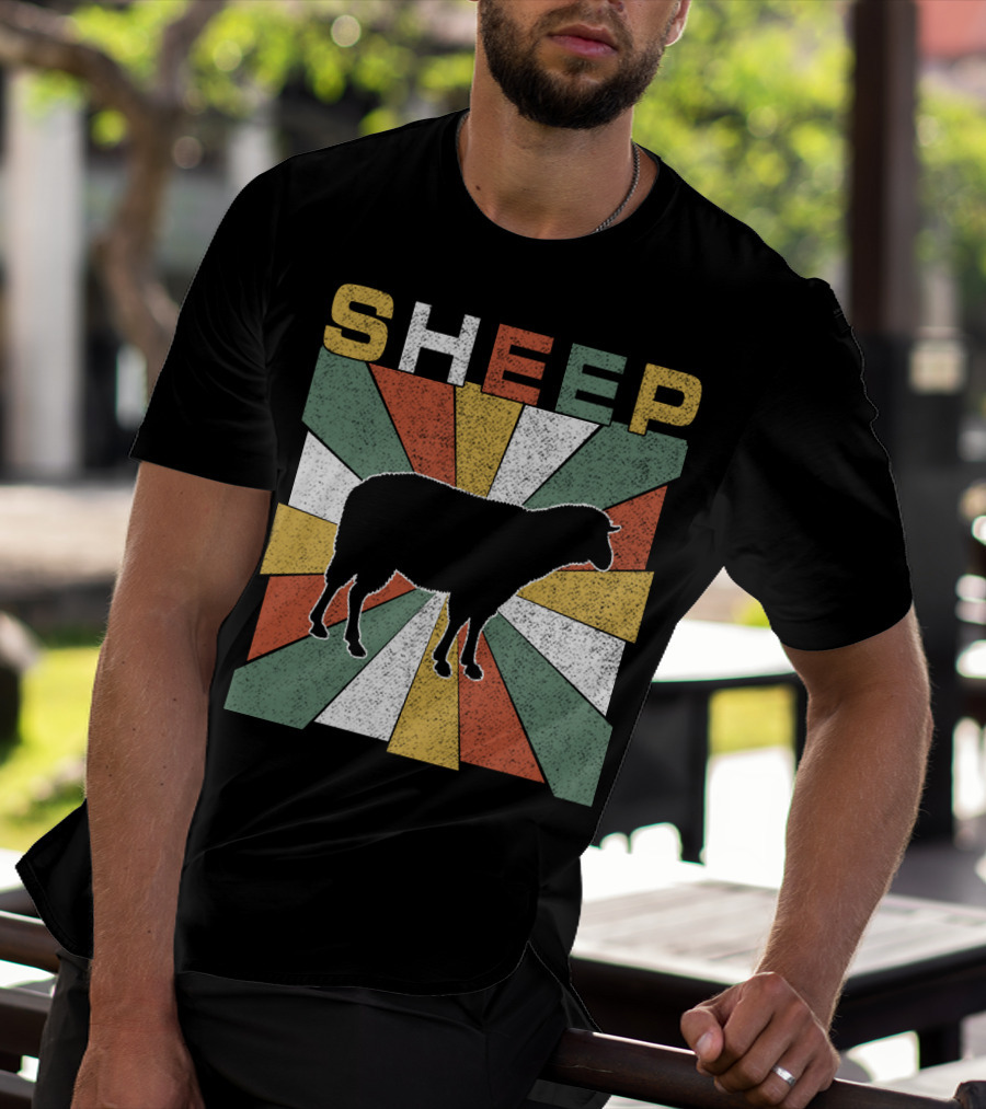 Sheep Retro 70s Vintage Silhouette Sunburst T-Shirt