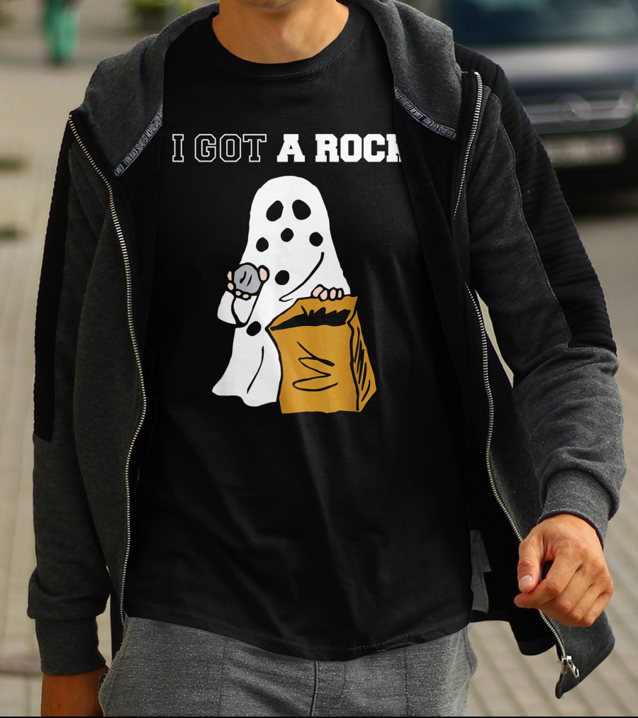 I Got A Rock Ghost Costume Halloween Peanuts Charlie Brown T-Shirt