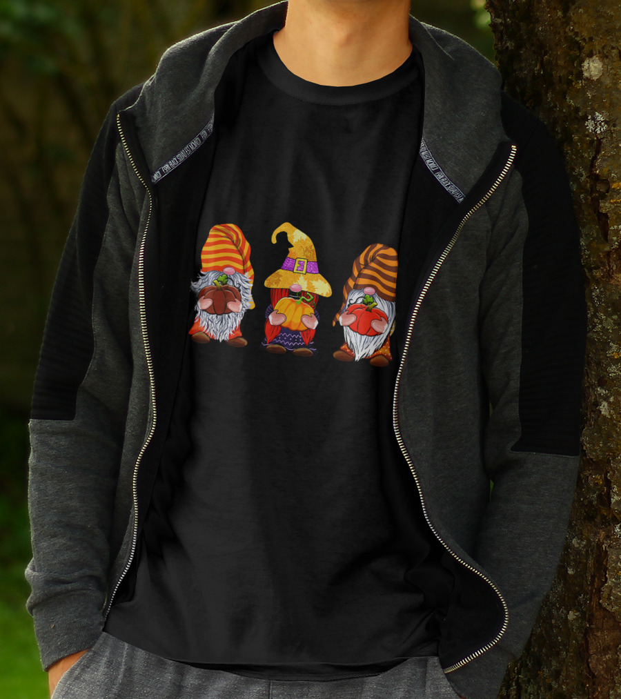 Cute Halloween Gnomes Autumn Pumpkins Cozy Fall Holiday T-Shirt